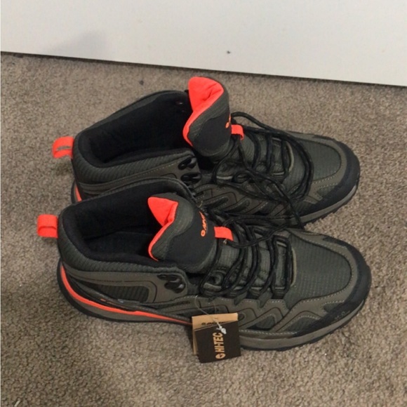 Hi-Tec hiking boots - Picture 4 of 4